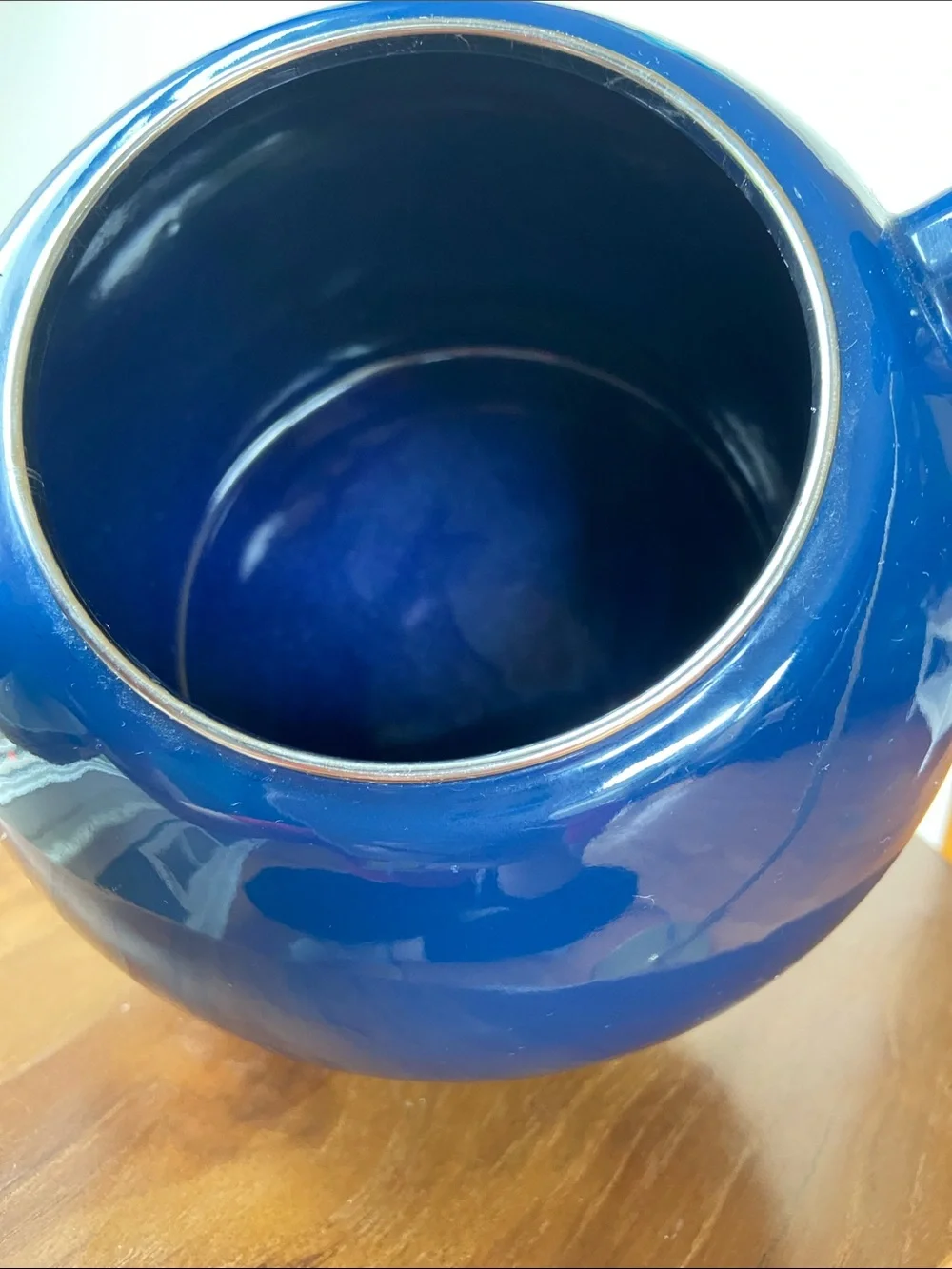 Circulon 2 Quart whistling navy teakettle